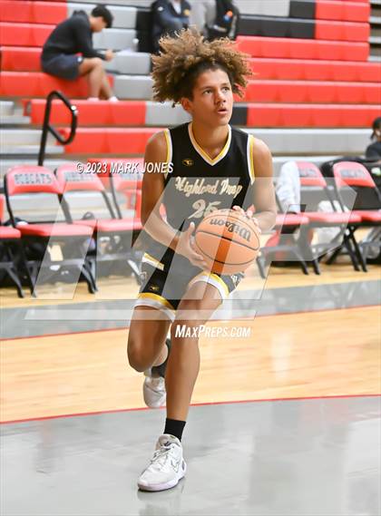 Thumbnail 1 in Shadow Ridge vs. Highland Prep  (Phoenix Union Coyote Classic) photogallery.