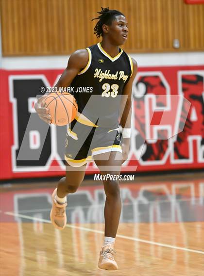 Thumbnail 1 in Shadow Ridge vs. Highland Prep  (Phoenix Union Coyote Classic) photogallery.