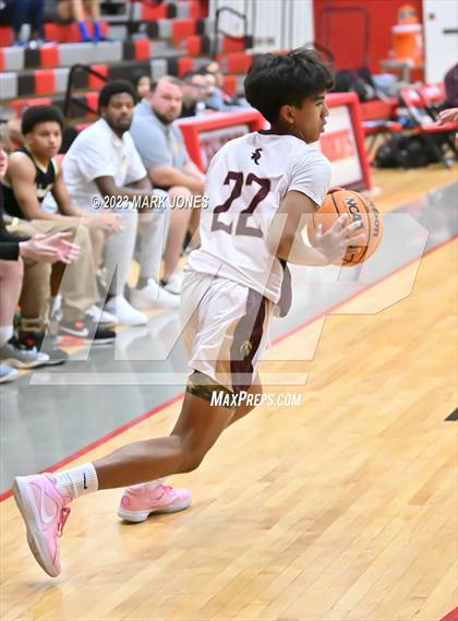 Thumbnail 2 in Shadow Ridge vs. Highland Prep  (Phoenix Union Coyote Classic) photogallery.