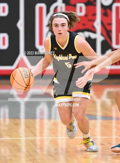 Thumbnail 2 in Shadow Ridge vs. Highland Prep  (Phoenix Union Coyote Classic) photogallery.