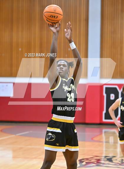 Thumbnail 2 in Shadow Ridge vs. Highland Prep  (Phoenix Union Coyote Classic) photogallery.