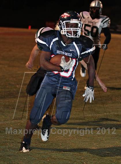 Thumbnail 1 in Carter @ South-Doyle photogallery.