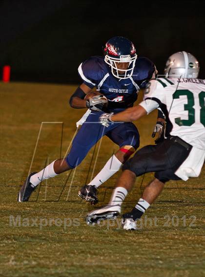 Thumbnail 2 in Carter @ South-Doyle photogallery.
