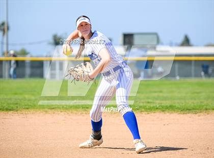 Thumbnail 3 in Ramona vs Holtville (Hilltop Tournament) photogallery.