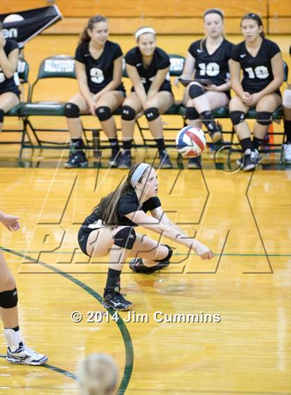 Thumbnail 1 in Northside College Prep vs Glenbard West (Hilltopper Invite) photogallery.