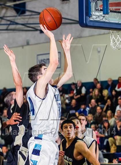 Thumbnail 1 in Archbishop Mitty @ Bellarmine photogallery.