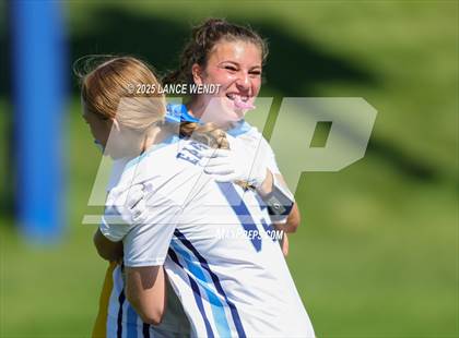 Thumbnail 2 in Valor Christian @  Arvada West photogallery.