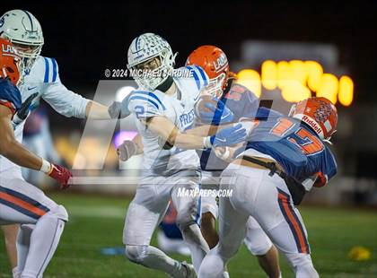 Thumbnail 1 in Lakes vs Seattle Prep (WIAA 3A Round of 16) photogallery.