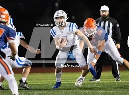 Thumbnail 2 in Lakes vs Seattle Prep (WIAA 3A Round of 16) photogallery.