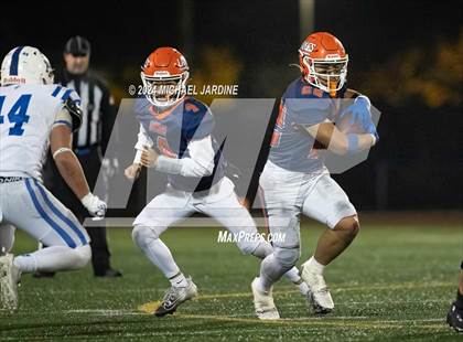 Thumbnail 3 in Lakes vs Seattle Prep (WIAA 3A Round of 16) photogallery.