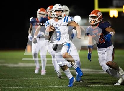Thumbnail 3 in Lakes vs Seattle Prep (WIAA 3A Round of 16) photogallery.