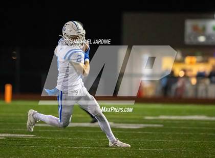 Thumbnail 1 in Lakes vs Seattle Prep (WIAA 3A Round of 16) photogallery.