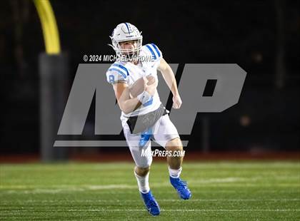 Thumbnail 2 in Lakes vs Seattle Prep (WIAA 3A Round of 16) photogallery.