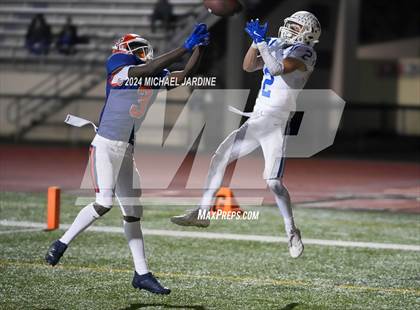 Thumbnail 1 in Lakes vs Seattle Prep (WIAA 3A Round of 16) photogallery.