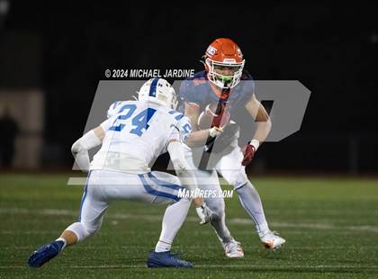 Thumbnail 3 in Lakes vs Seattle Prep (WIAA 3A Round of 16) photogallery.