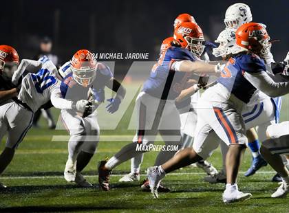 Thumbnail 2 in Lakes vs Seattle Prep (WIAA 3A Round of 16) photogallery.