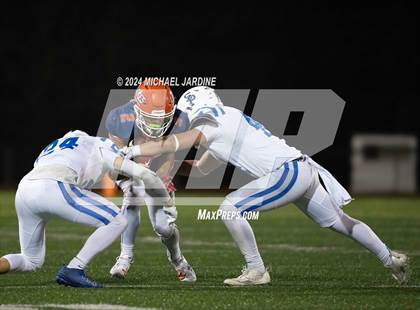 Thumbnail 1 in Lakes vs Seattle Prep (WIAA 3A Round of 16) photogallery.