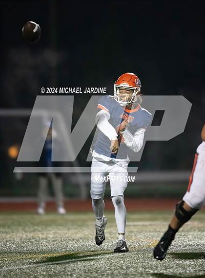 Thumbnail 3 in Lakes vs Seattle Prep (WIAA 3A Round of 16) photogallery.