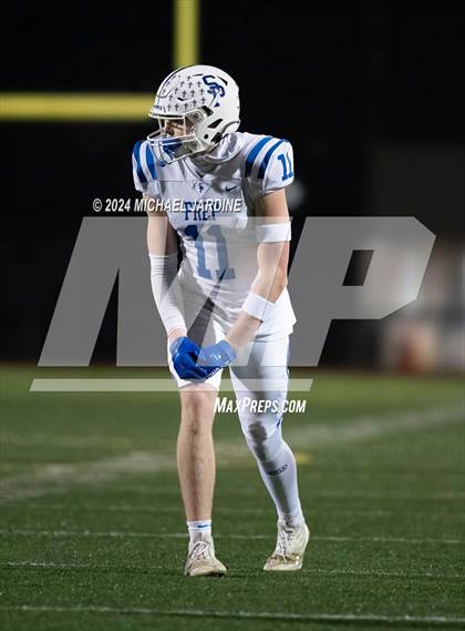 Thumbnail 2 in Lakes vs Seattle Prep (WIAA 3A Round of 16) photogallery.