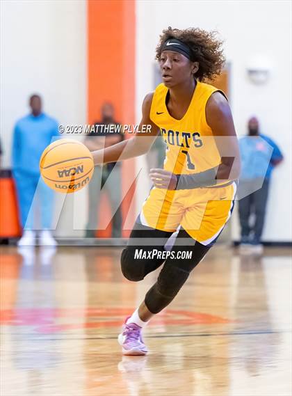 Thumbnail 3 in Rocky Mount vs Cape Fear (NCHSAA 3A East Regional Final) photogallery.