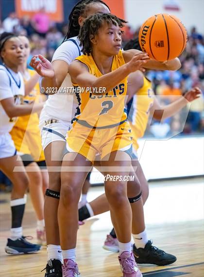 Thumbnail 3 in Rocky Mount vs Cape Fear (NCHSAA 3A East Regional Final) photogallery.