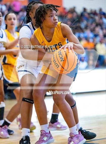 Thumbnail 2 in Rocky Mount vs Cape Fear (NCHSAA 3A East Regional Final) photogallery.
