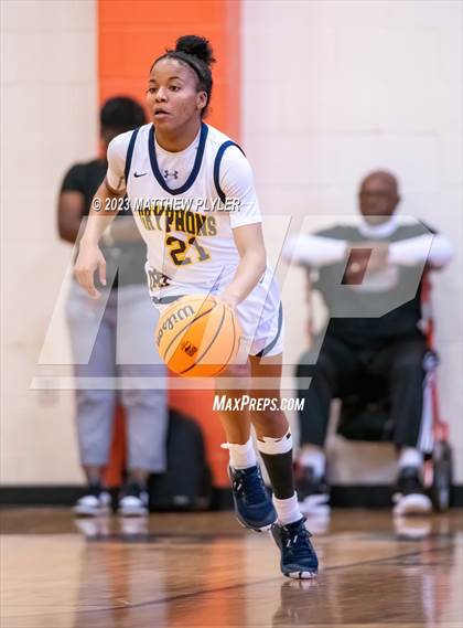 Thumbnail 3 in Rocky Mount vs Cape Fear (NCHSAA 3A East Regional Final) photogallery.