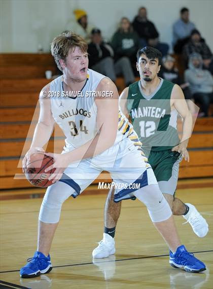 Thumbnail 2 in Manteca vs. Turlock (Modesto Christian Holiday Hoops Classic) photogallery.