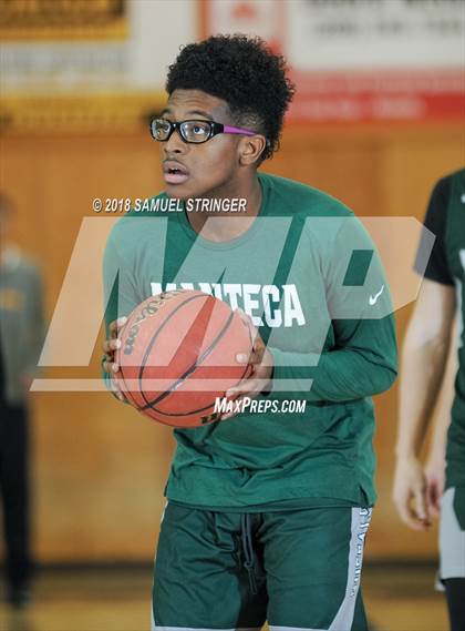 Thumbnail 3 in Manteca vs. Turlock (Modesto Christian Holiday Hoops Classic) photogallery.