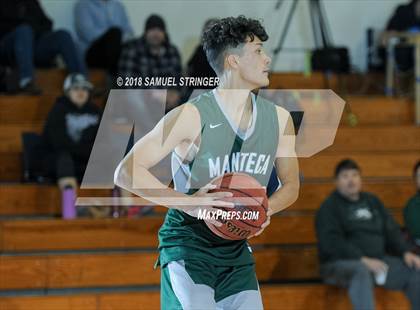 Thumbnail 2 in Manteca vs. Turlock (Modesto Christian Holiday Hoops Classic) photogallery.