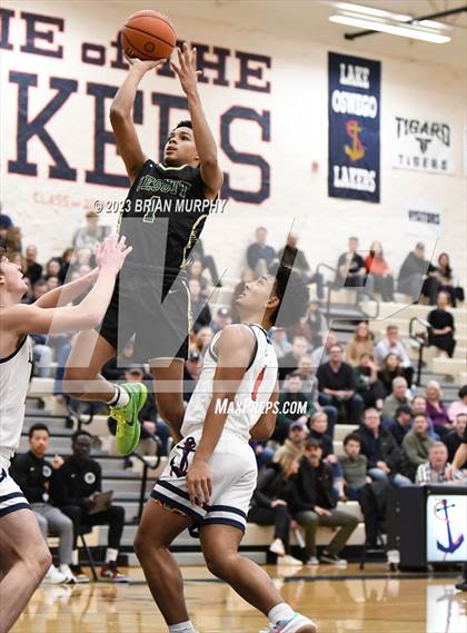 Thumbnail 1 in Jesuit @ Lake Oswego photogallery.