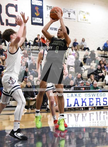 Thumbnail 1 in Jesuit @ Lake Oswego photogallery.