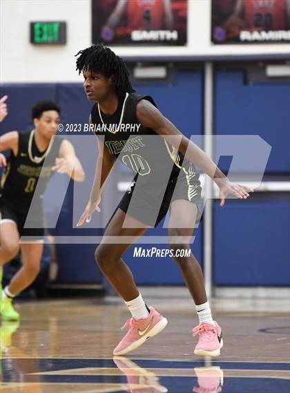 Thumbnail 1 in Jesuit @ Lake Oswego photogallery.