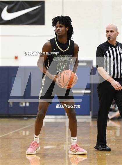 Thumbnail 2 in Jesuit @ Lake Oswego photogallery.