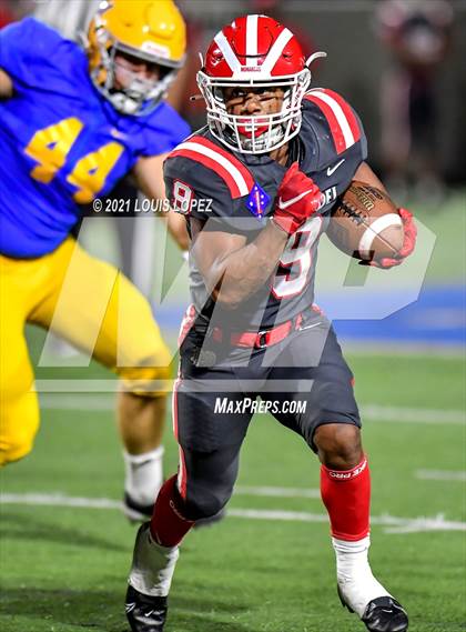 Thumbnail 2 in La Mirada @ Mater Dei photogallery.