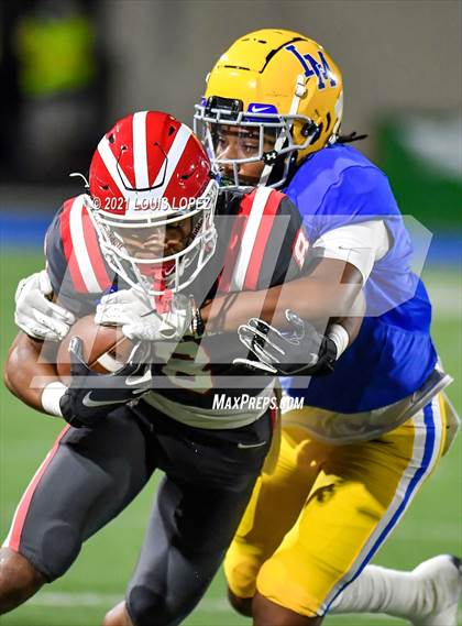 Thumbnail 1 in La Mirada @ Mater Dei photogallery.