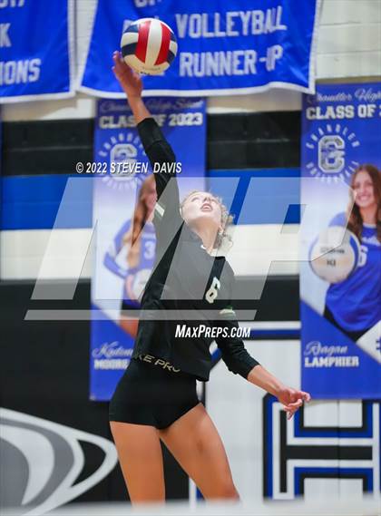 Thumbnail 1 in Sunnyslope vs Mountain View photogallery.