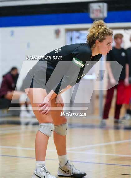 Thumbnail 3 in Sunnyslope vs Mountain View photogallery.