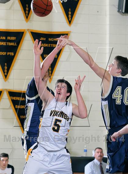 Thumbnail 2 in Clarion-Limestone vs Venango Catholic photogallery.