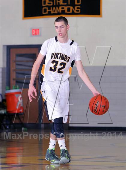 Thumbnail 2 in Clarion-Limestone vs Venango Catholic photogallery.