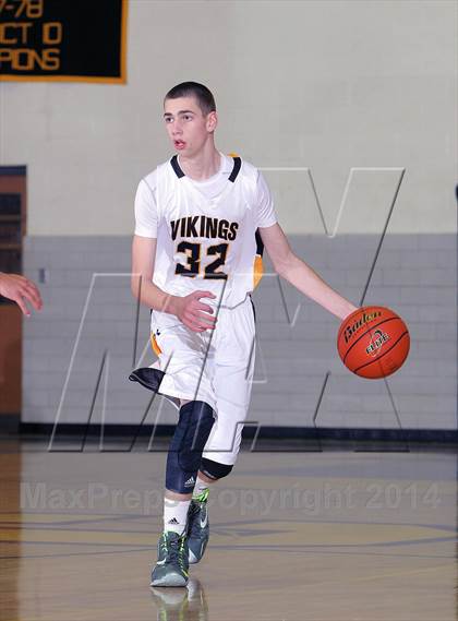 Thumbnail 3 in Clarion-Limestone vs Venango Catholic photogallery.