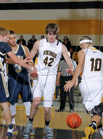 Thumbnail 1 in Clarion-Limestone vs Venango Catholic photogallery.