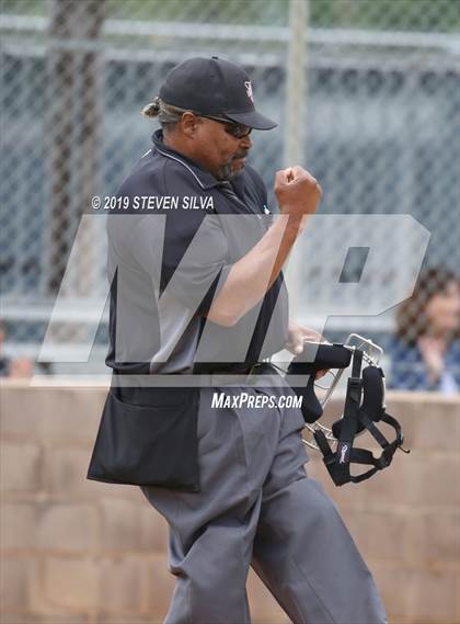 Thumbnail 3 in Granite Hills vs. Oaks Christian (69th Annual San Diego Lions Tournament) photogallery.