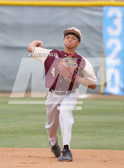 Thumbnail 1 in Granite Hills vs. Oaks Christian (69th Annual San Diego Lions Tournament) photogallery.