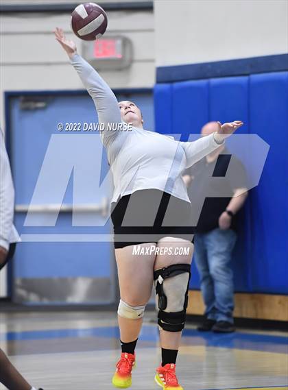 Thumbnail 3 in Highland @ Quartz Hill photogallery.