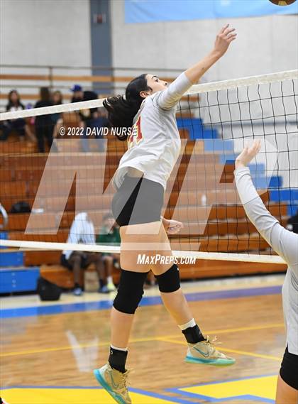 Thumbnail 1 in Highland @ Quartz Hill photogallery.