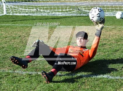 Thumbnail 2 in Western vs Mojave (NIAA 3A Quarterfinal) photogallery.