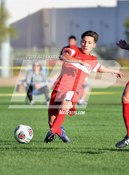 Thumbnail 2 in Western vs Mojave (NIAA 3A Quarterfinal) photogallery.