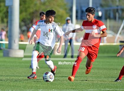 Thumbnail 3 in Western vs Mojave (NIAA 3A Quarterfinal) photogallery.