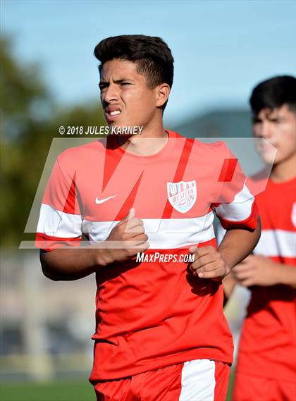 Thumbnail 3 in Western vs Mojave (NIAA 3A Quarterfinal) photogallery.